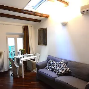 Dei Sassetti Apartment